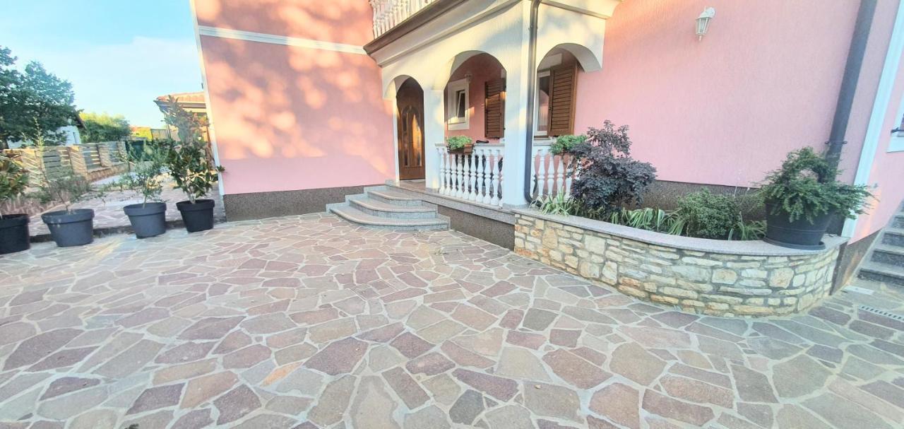 Apartmani Radmila Nova Vas  Dış mekan fotoğraf