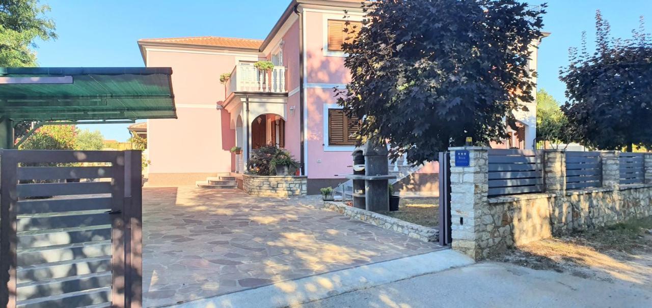Apartmani Radmila Nova Vas  Dış mekan fotoğraf